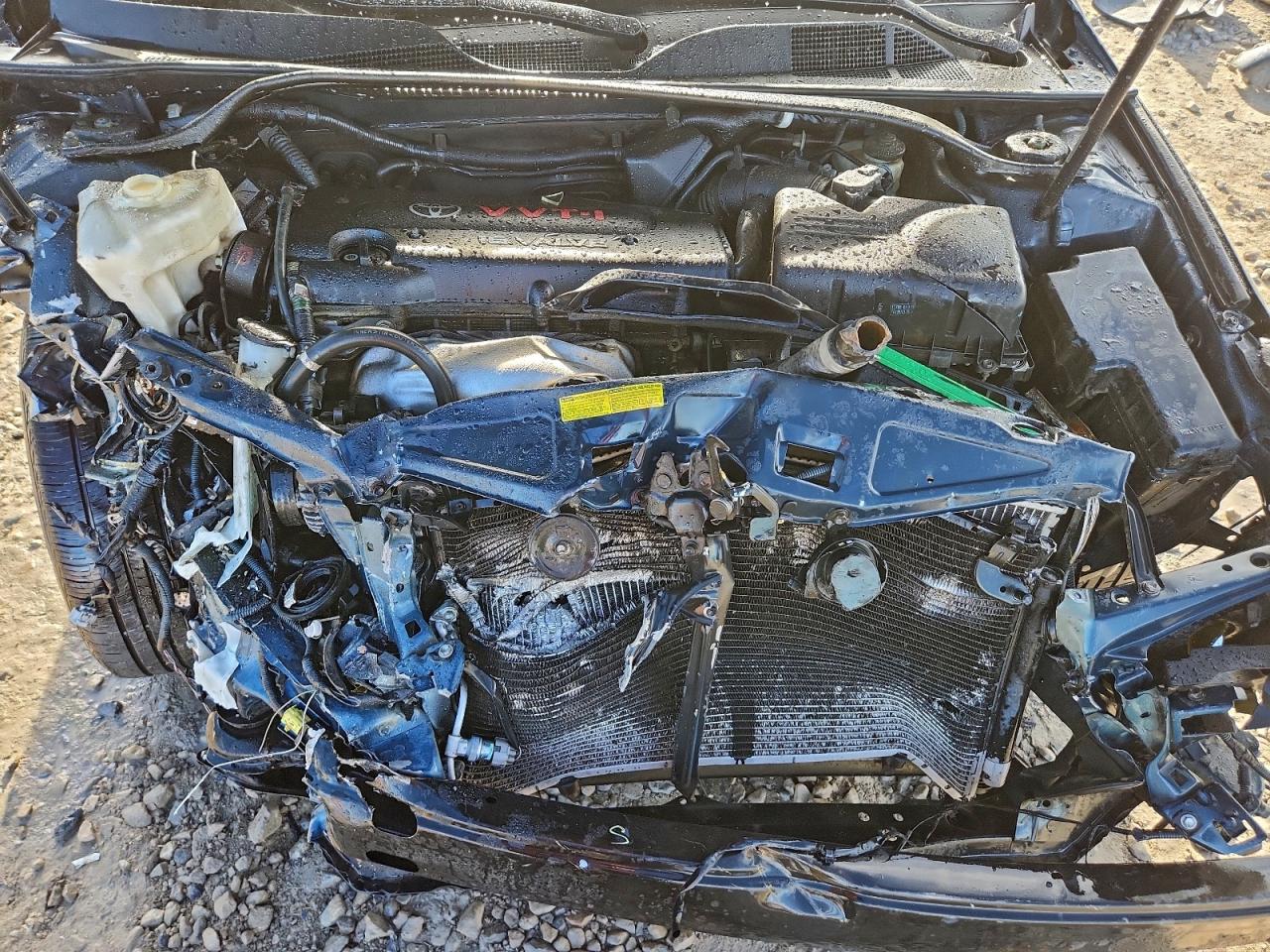 2004 TOYOTA CAMRY SOLARA SE photo 11
