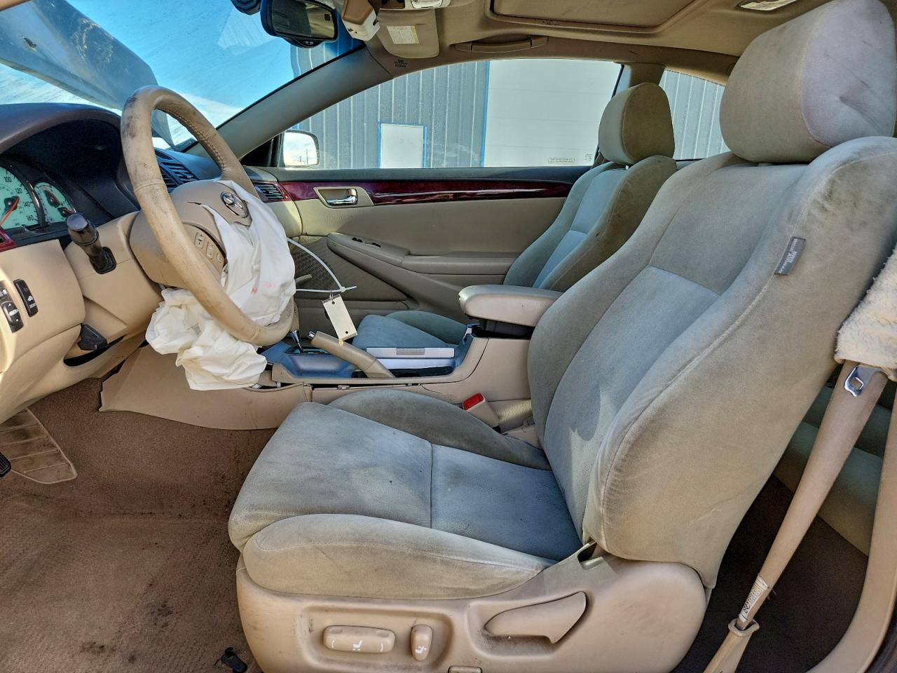 2004 TOYOTA CAMRY SOLARA SE photo 7