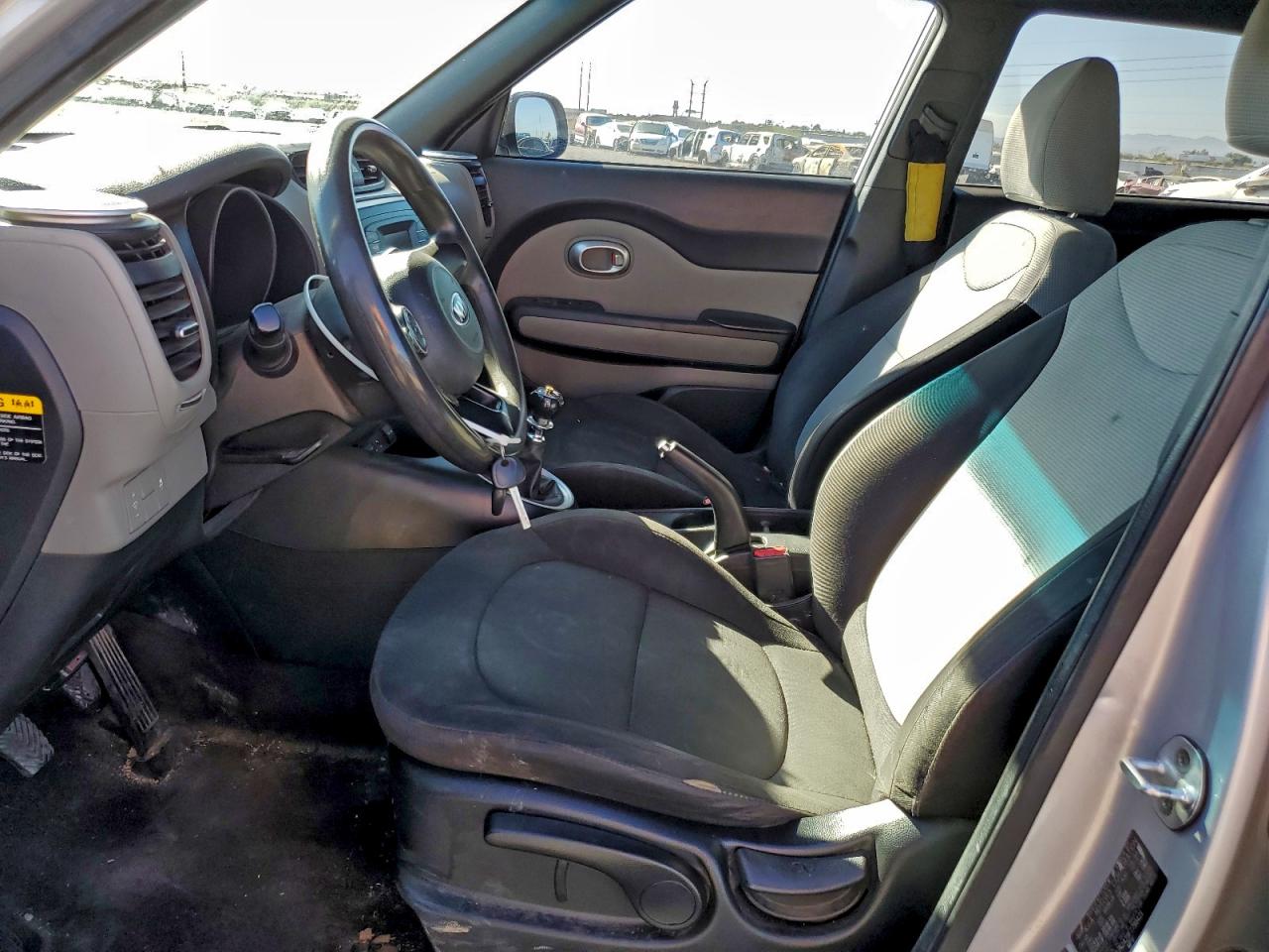 2015 KIA SOUL photo 7