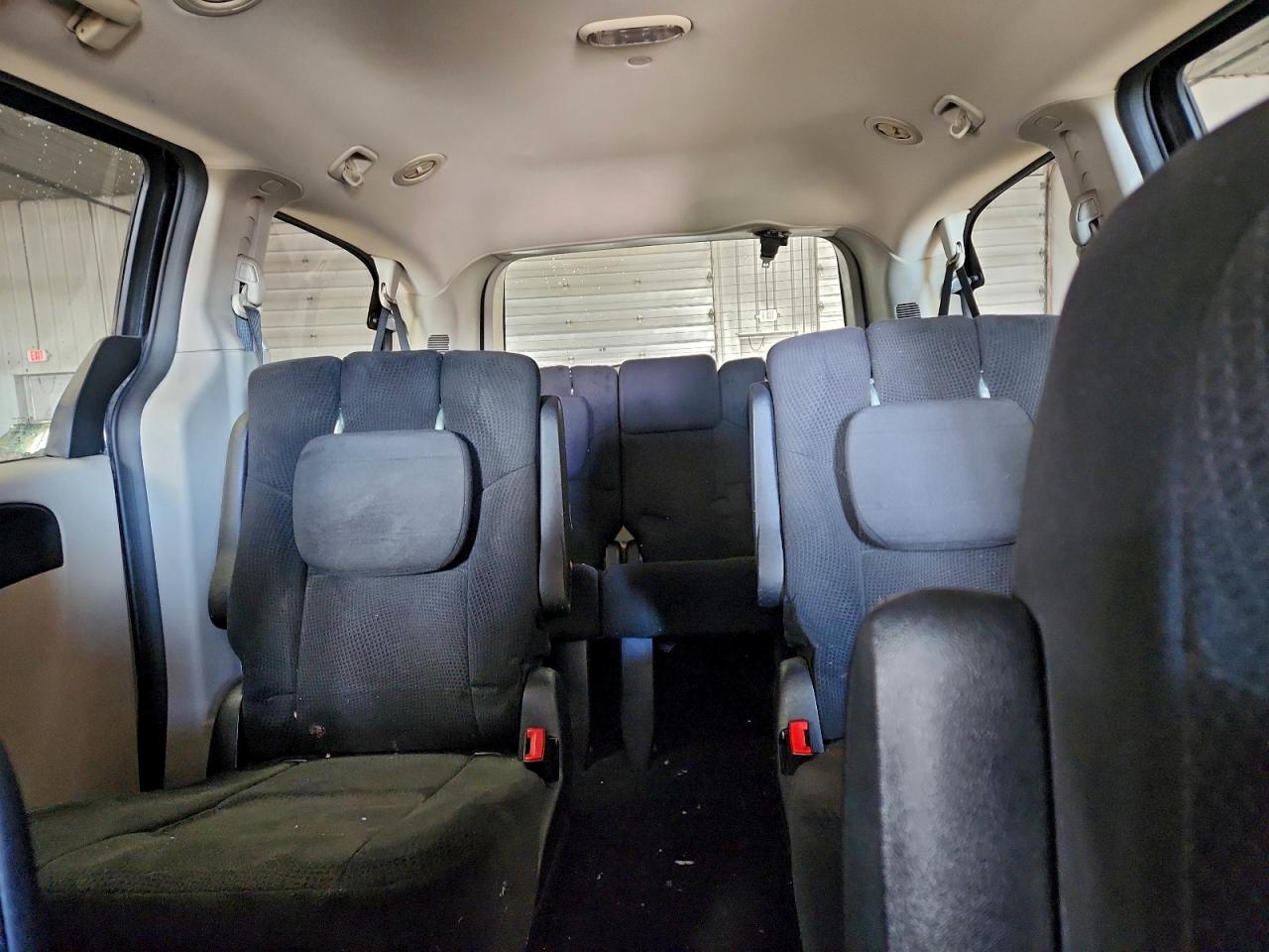 2013 DODGE GRAND CARAVAN SE photo 10