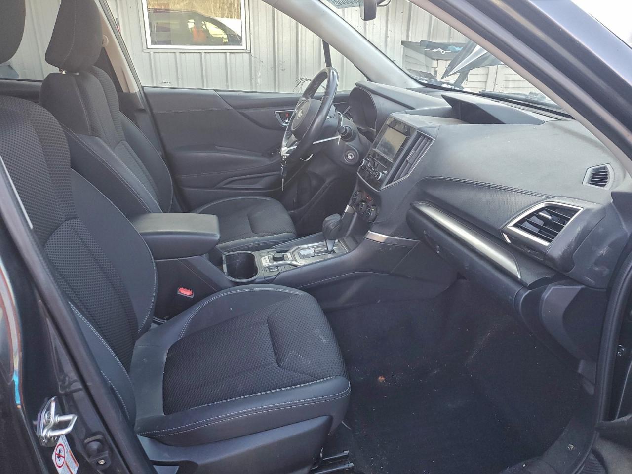 2019 SUBARU FORESTER PREMIUM photo 13