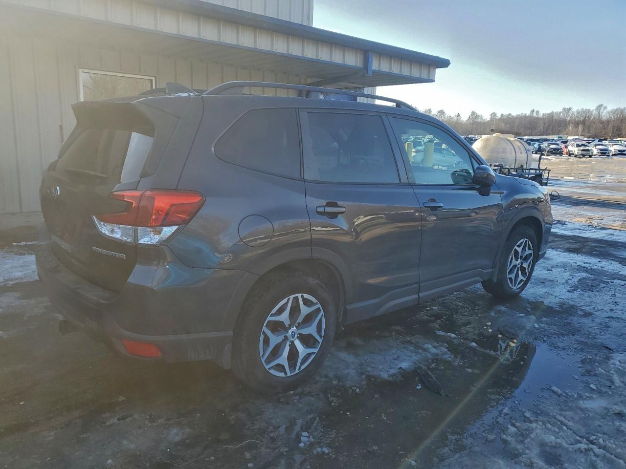 2019 SUBARU FORESTER PREMIUM photo 5