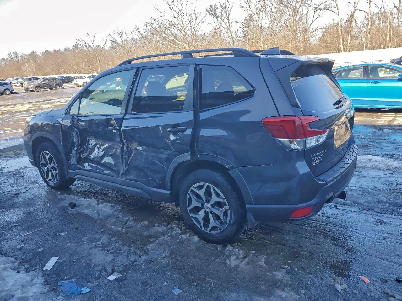 2019 SUBARU FORESTER PREMIUM photo 3