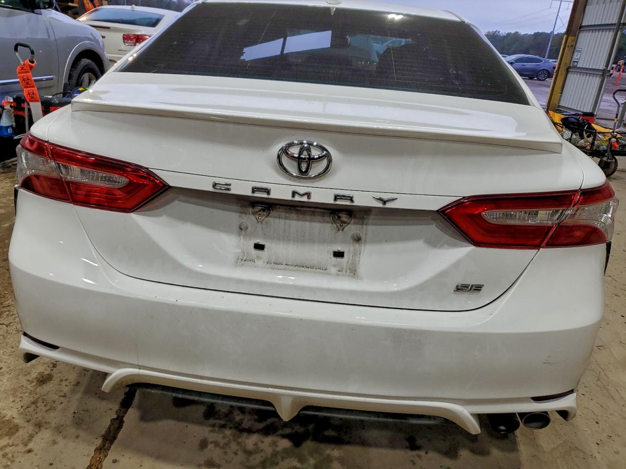 2019 TOYOTA CAMRY L photo 6