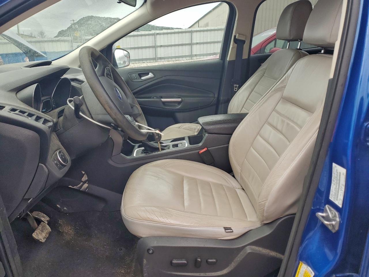 2017 FORD ESCAPE SE photo 7