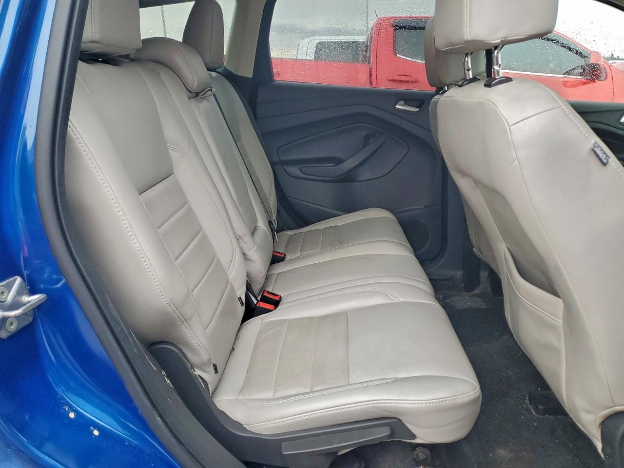 2017 FORD ESCAPE SE photo 11