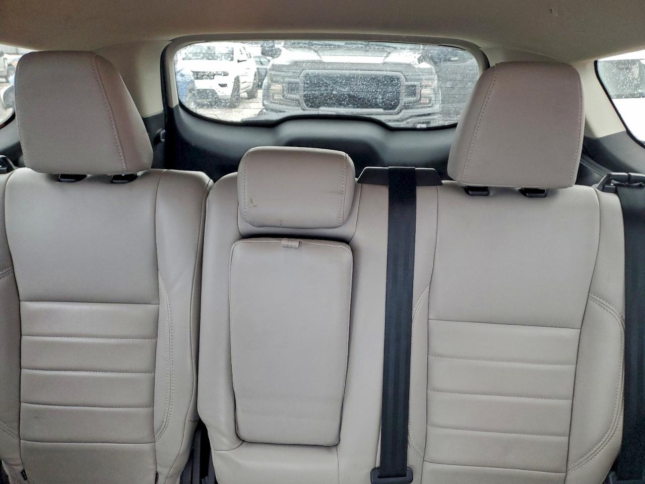2017 FORD ESCAPE SE photo 10