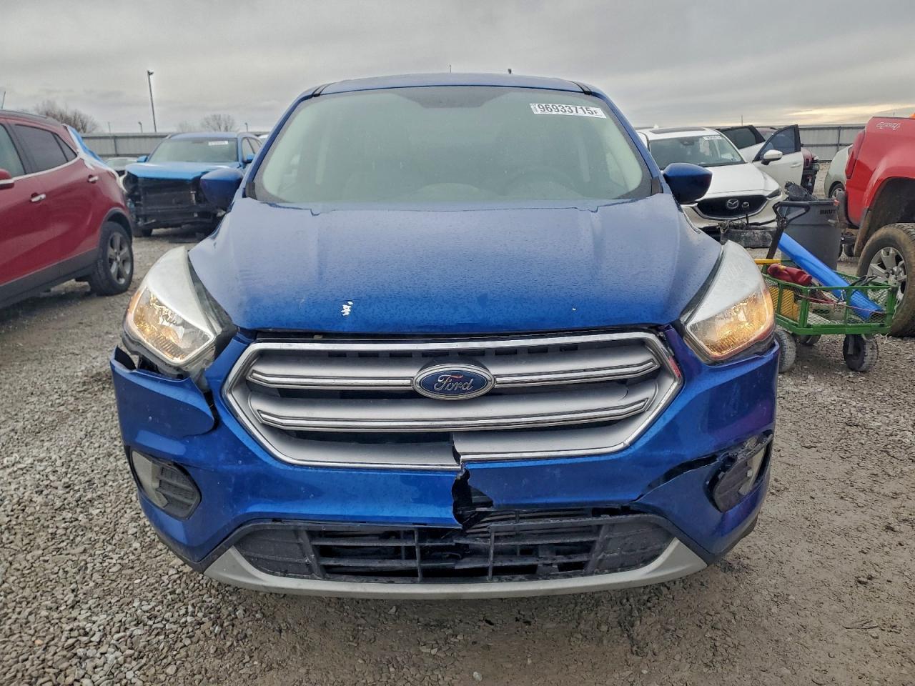 2017 FORD ESCAPE SE photo 5