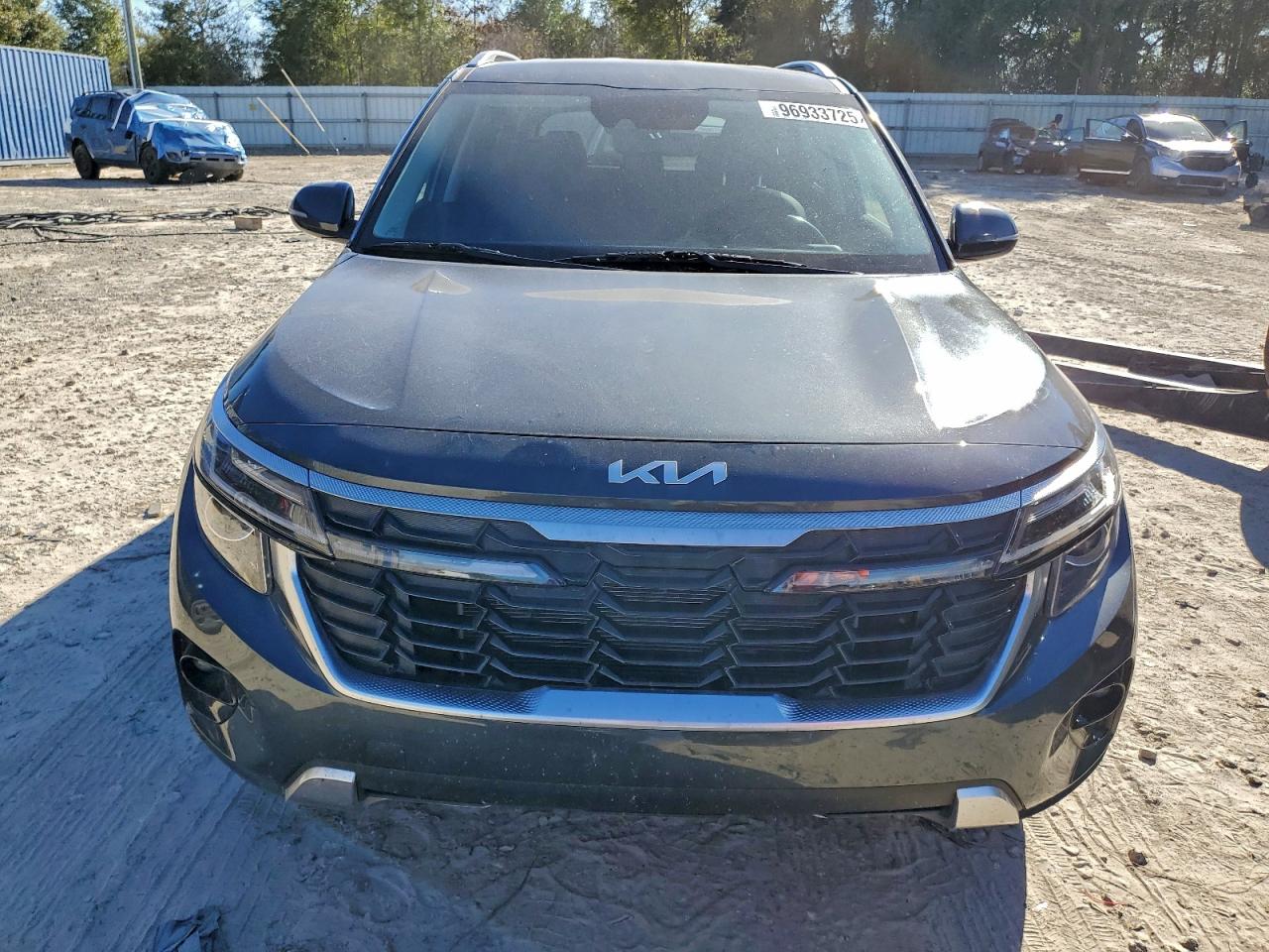 2025 KIA SELTOS S photo 5