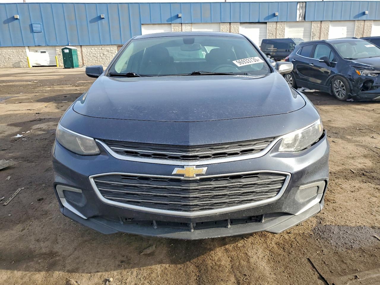 2017 CHEVROLET MALIBU LT photo 5