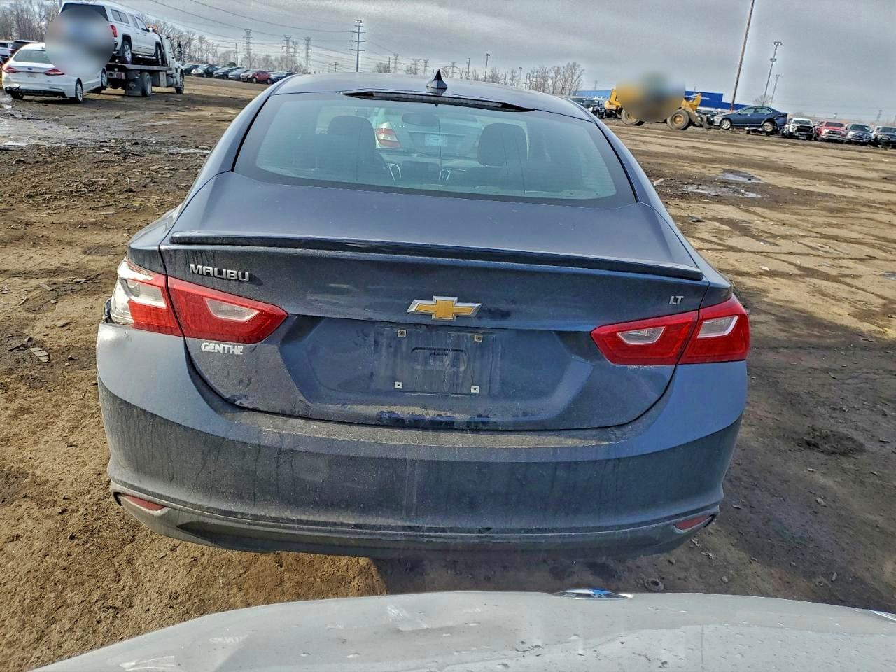 2017 CHEVROLET MALIBU LT photo 6