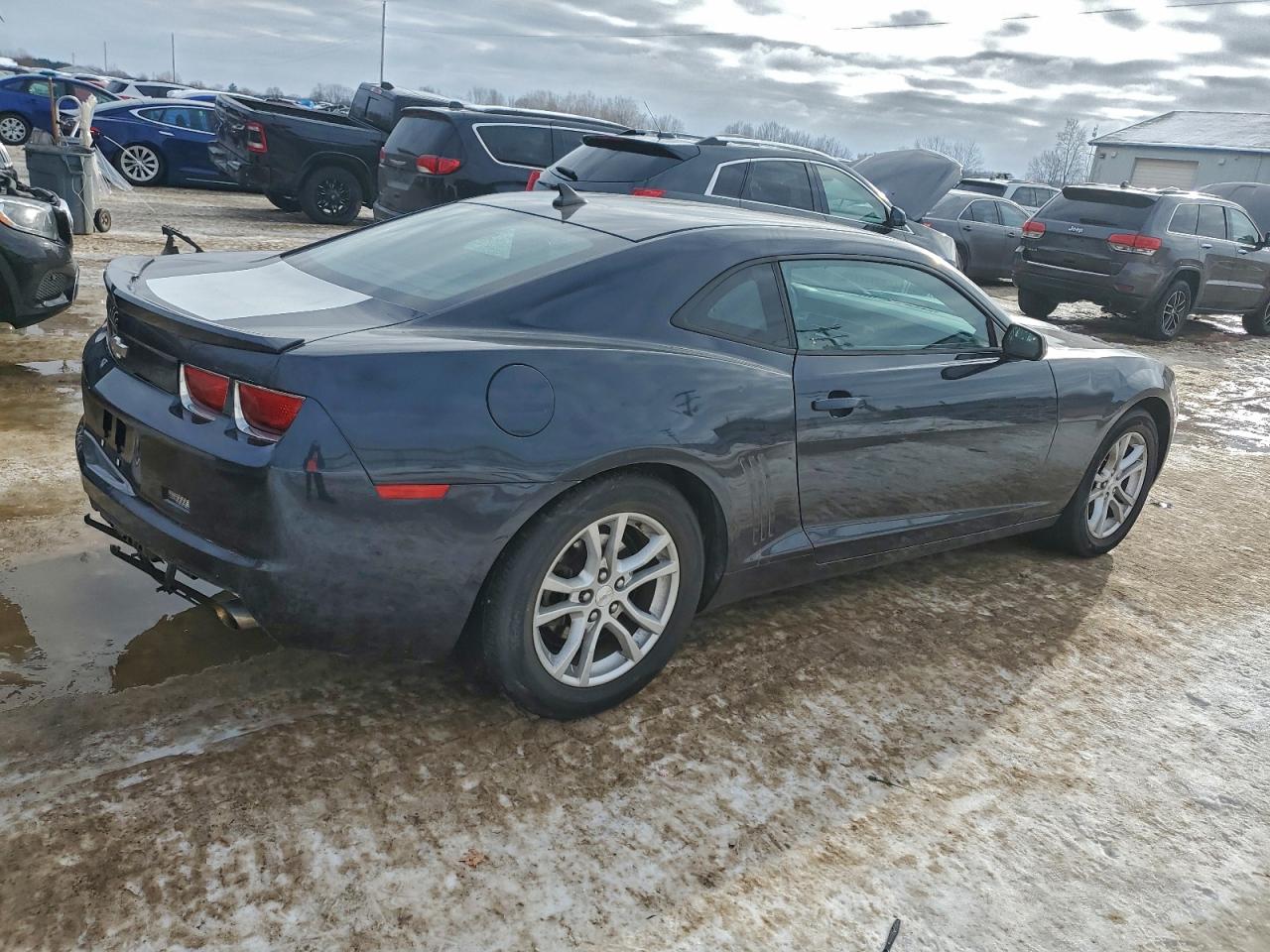2013 CHEVROLET CAMARO LT photo 3