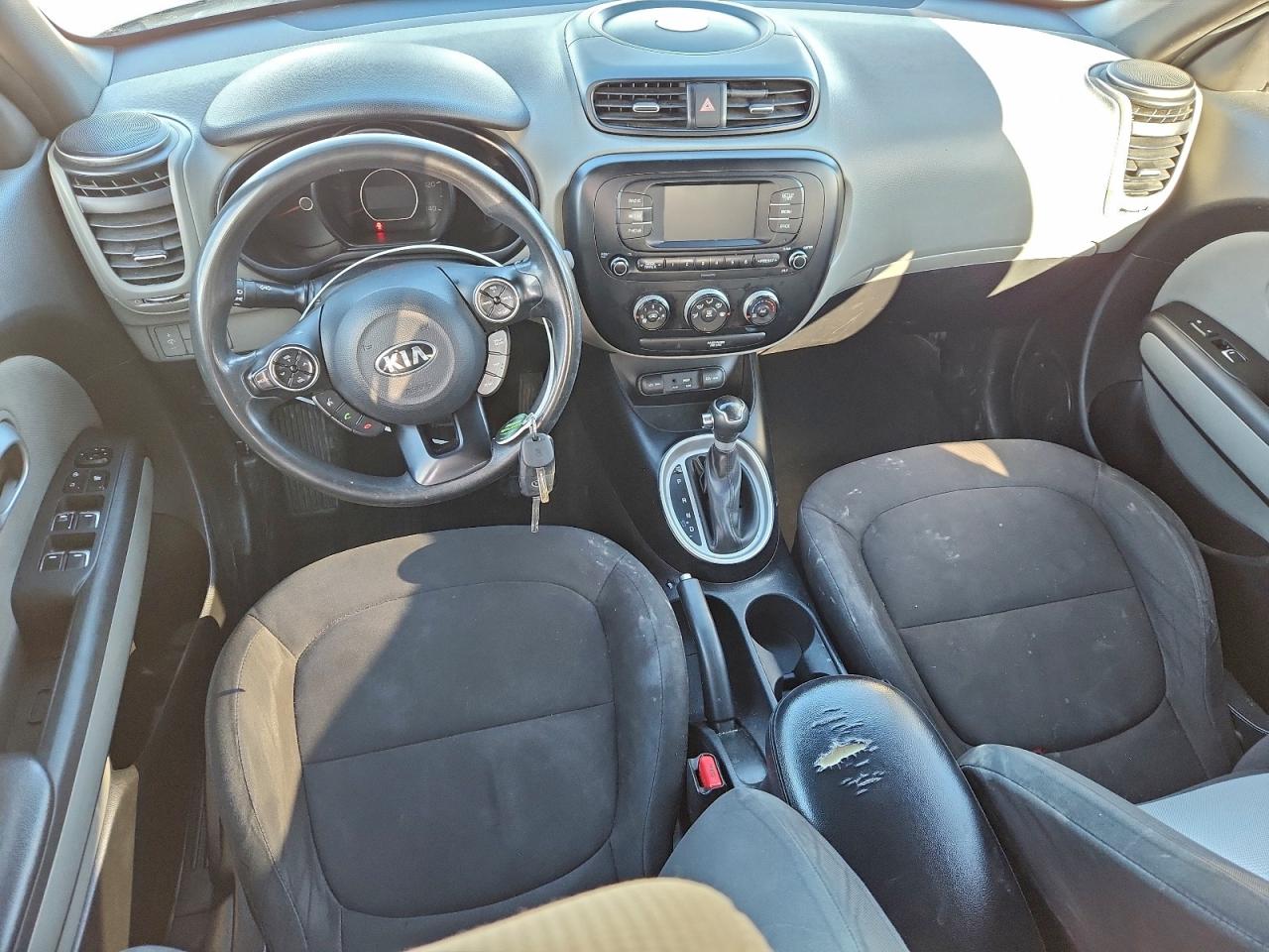 2017 KIA SOUL photo 8