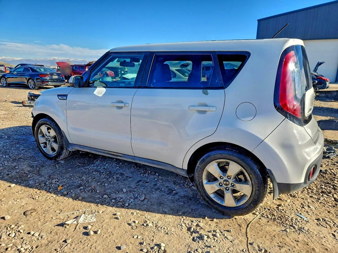 2017 KIA SOUL photo 2