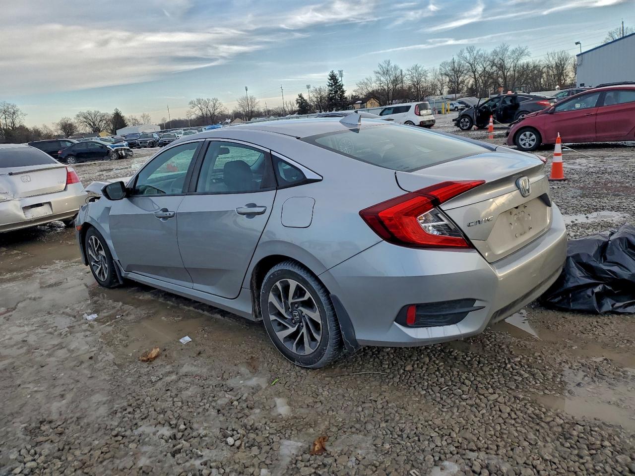 2017 HONDA CIVIC EX photo 2
