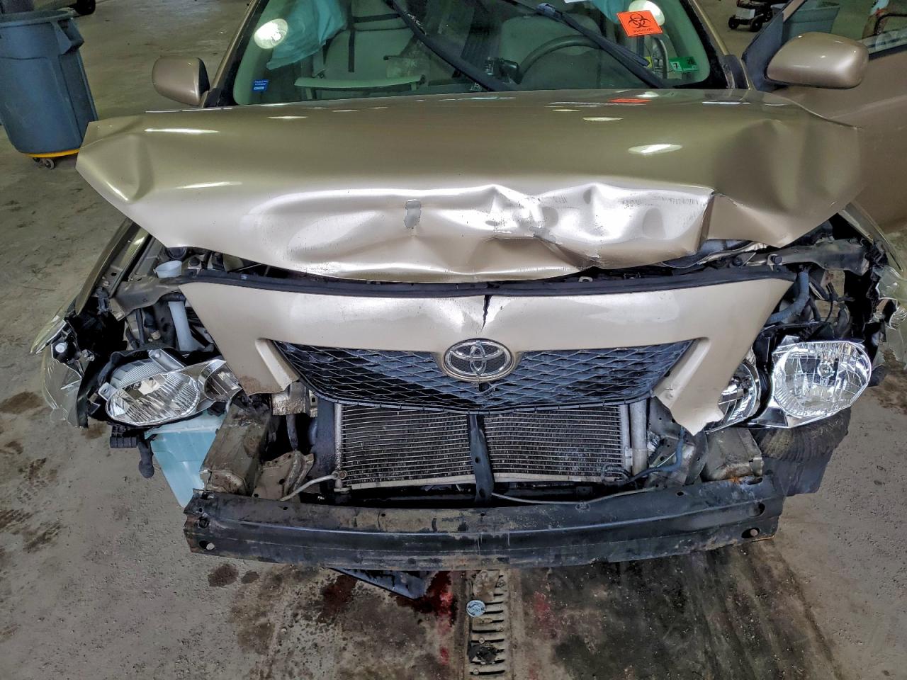 2010 TOYOTA COROLLA BASE photo 11