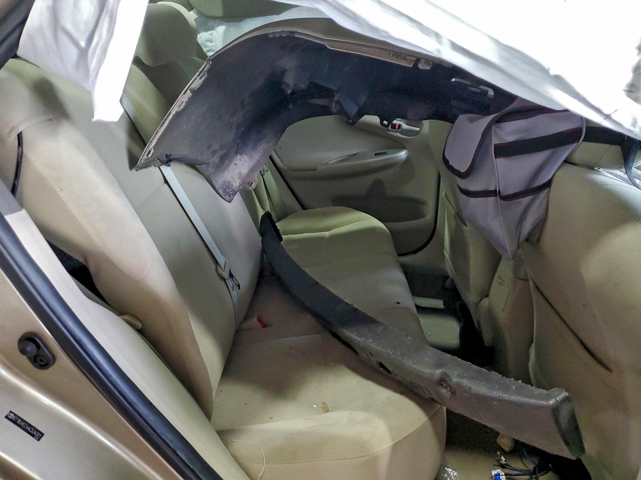 2010 TOYOTA COROLLA BASE photo 10