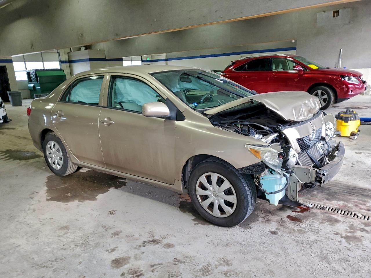 2010 TOYOTA COROLLA BASE photo 4