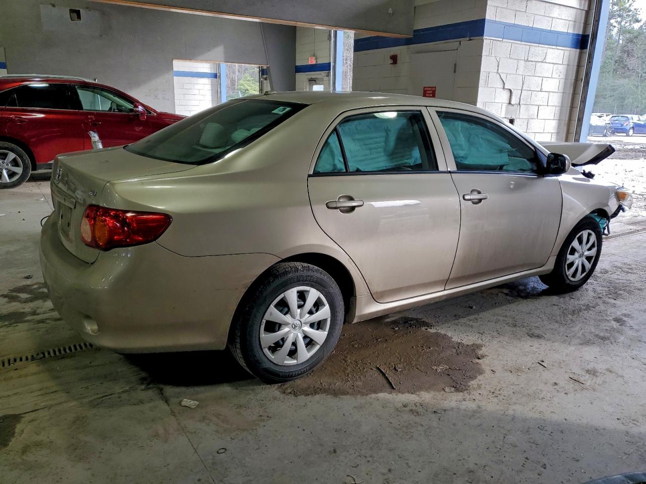 2010 TOYOTA COROLLA BASE photo 3