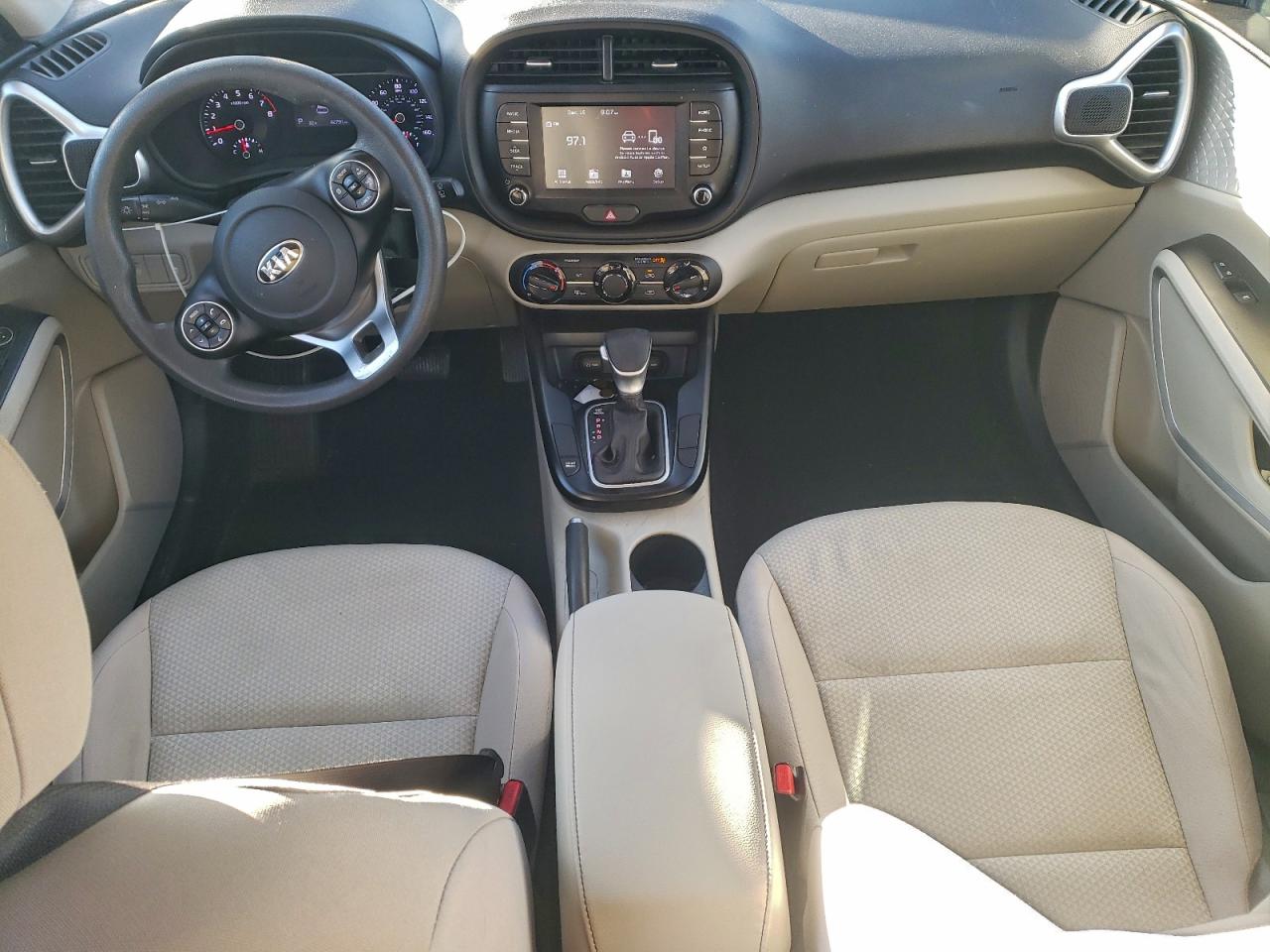 2020 KIA SOUL LX photo 8