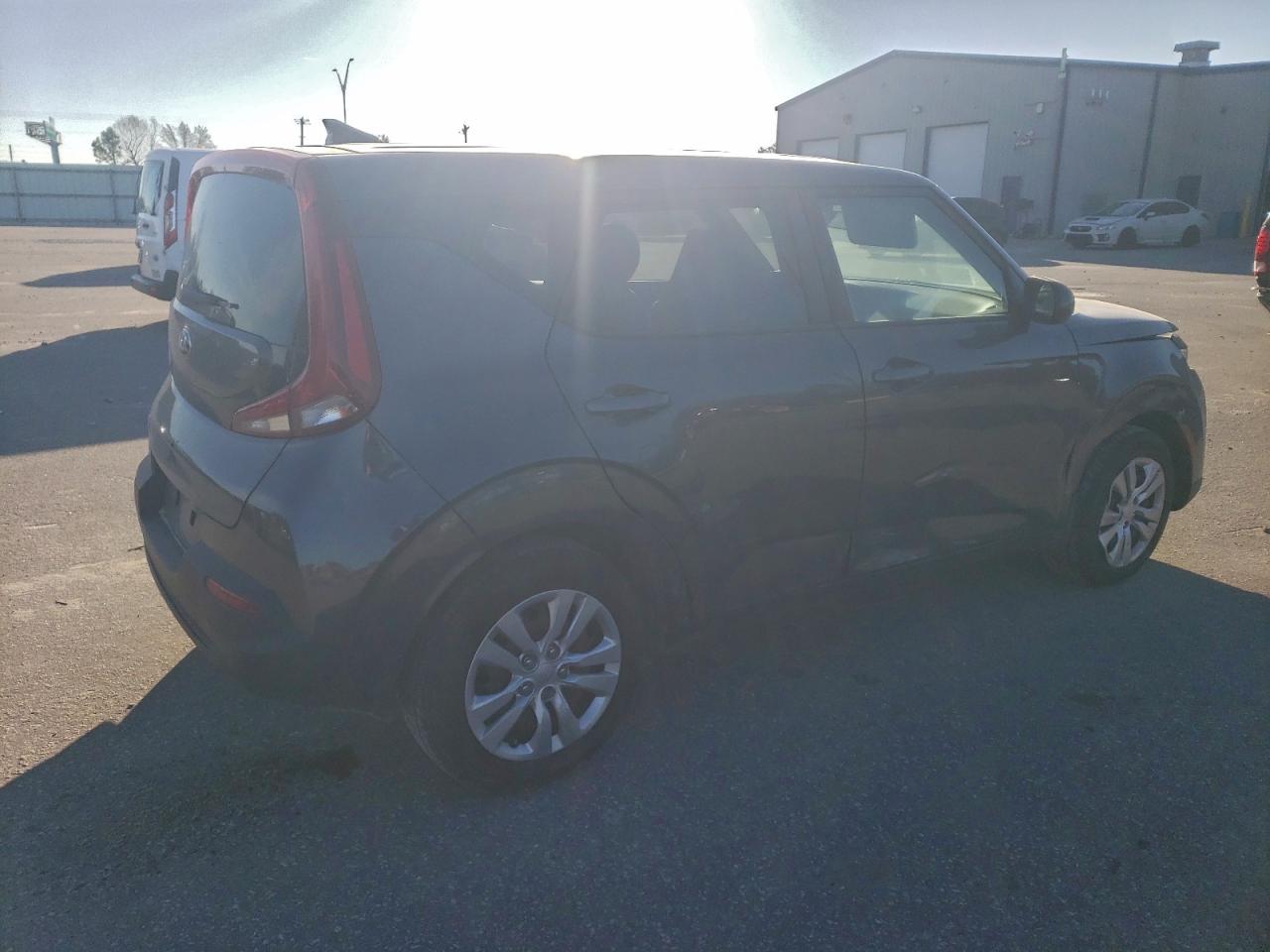 2020 KIA SOUL LX photo 3