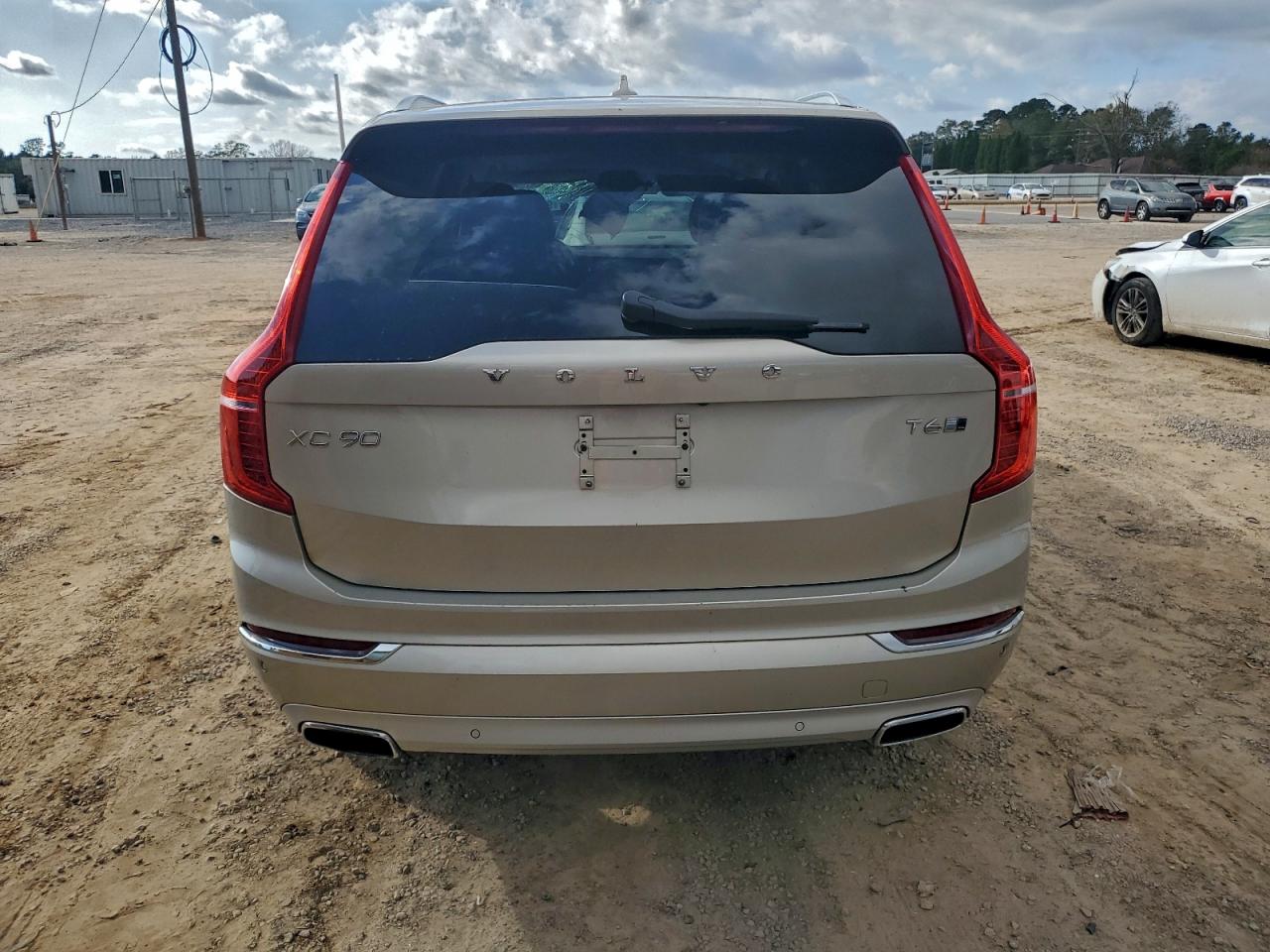 2018 VOLVO XC90 T6 photo 6