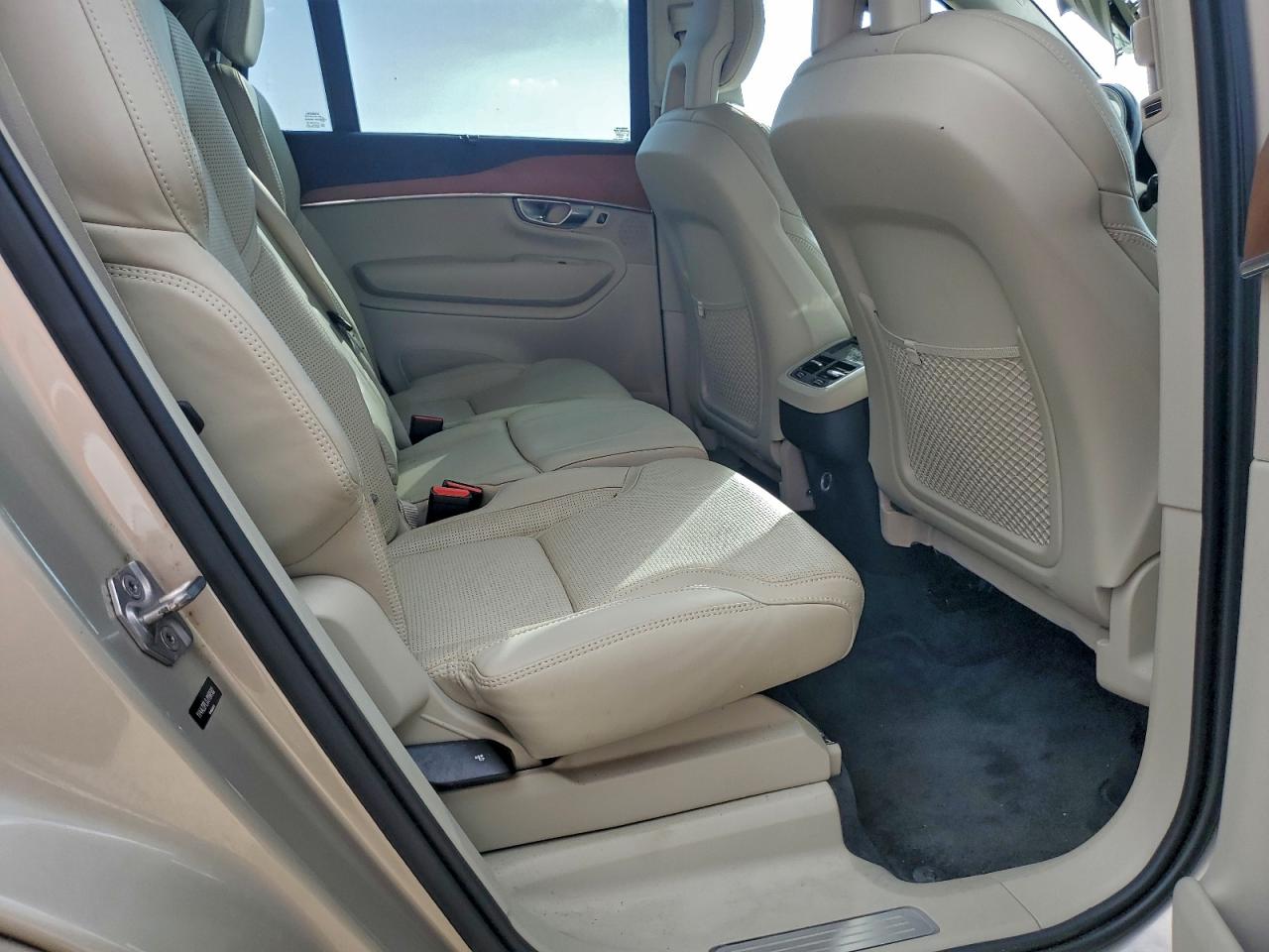 2018 VOLVO XC90 T6 photo 11