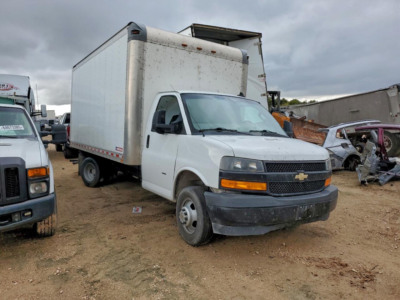 2019 CHEVROLET EXPRESS G3500 BOX TRUCK photo 7