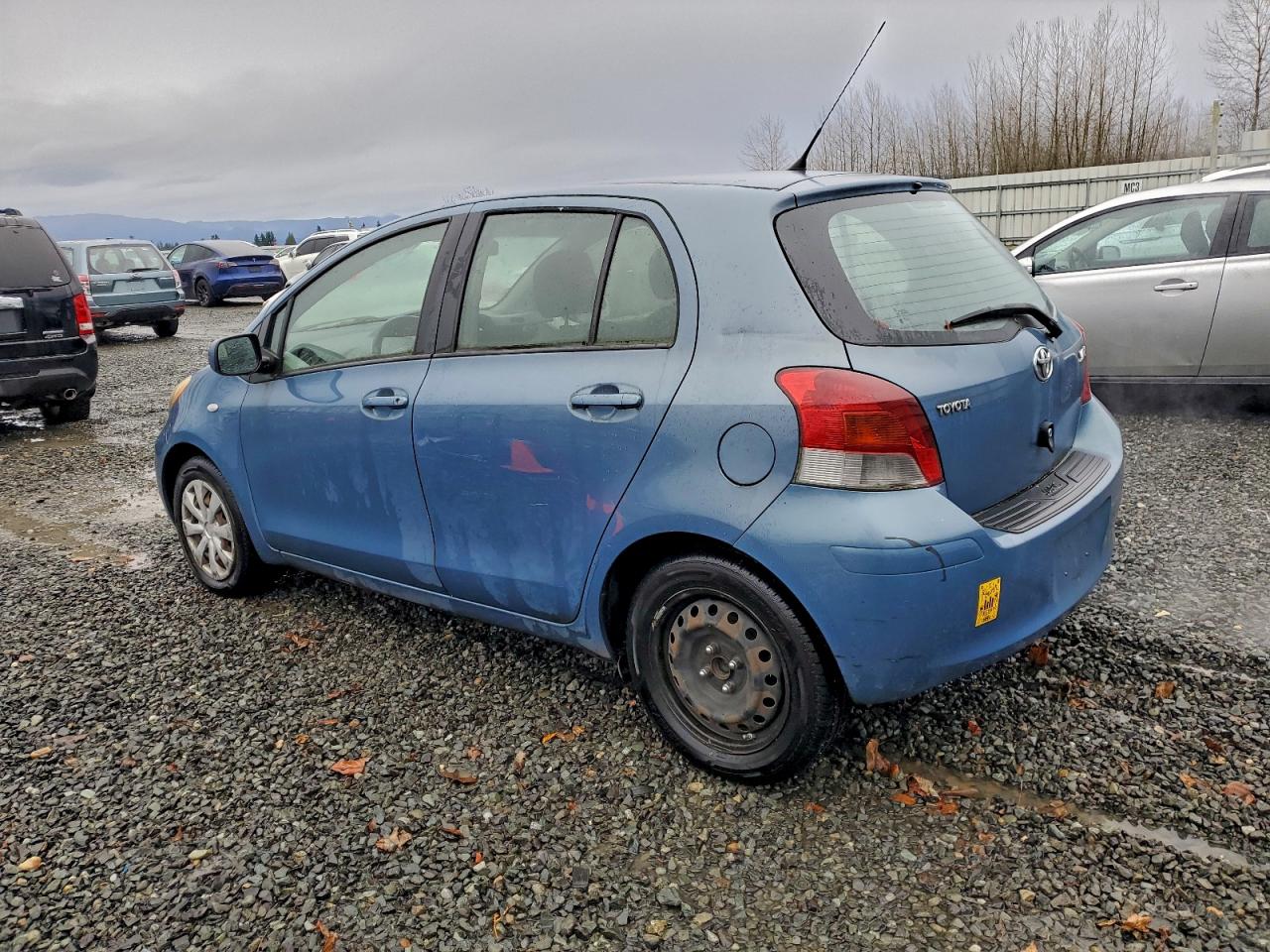 2009 TOYOTA YARIS photo 2