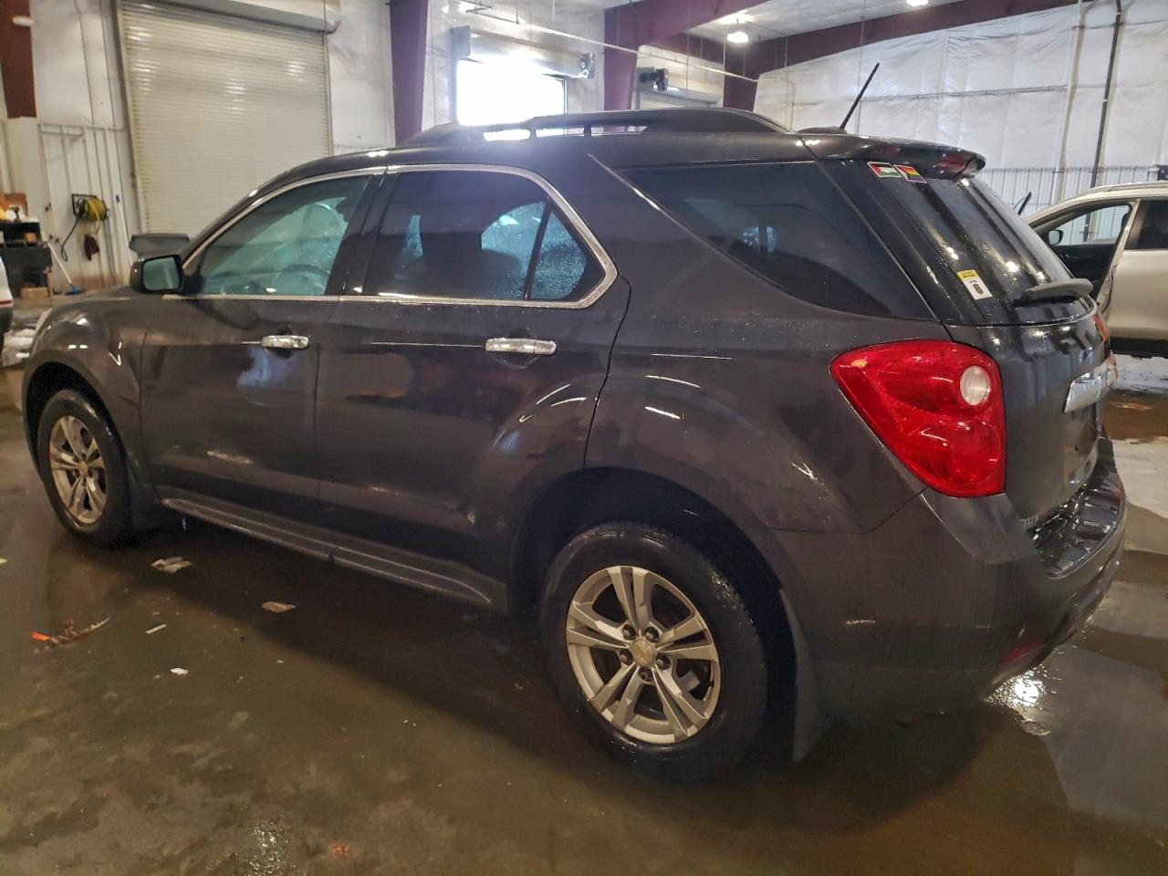 2015 CHEVROLET EQUINOX LT photo 2