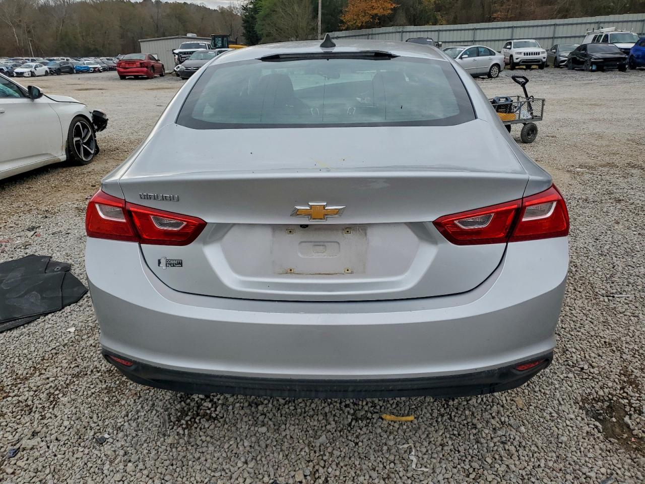 2018 CHEVROLET MALIBU LS photo 6