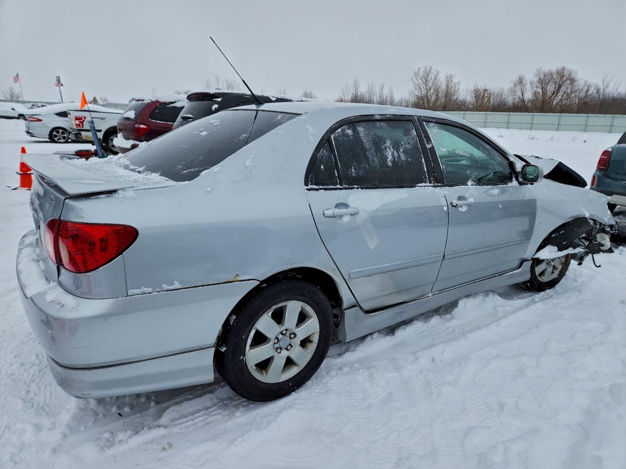 2006 TOYOTA COROLLA CE photo 3