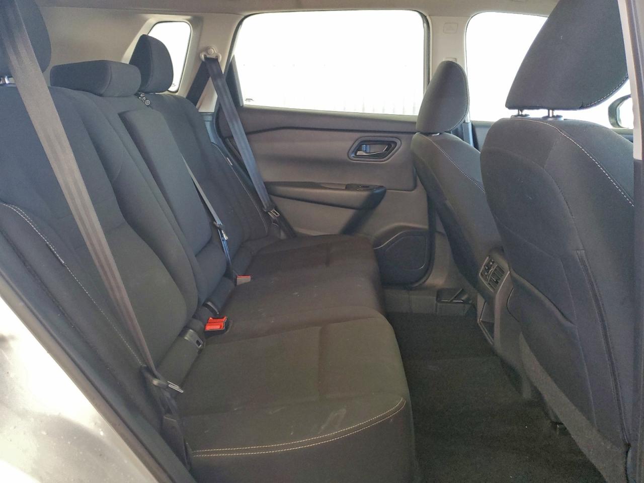 2024 NISSAN ROGUE S photo 11