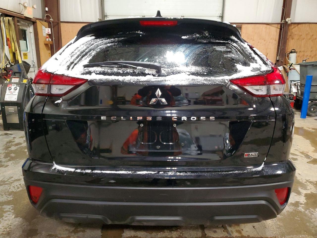 2025 MITSUBISHI ECLIPSE CROSS ES photo 6