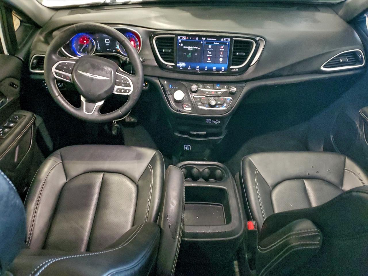 2025 CHRYSLER PACIFICA SELECT photo 8