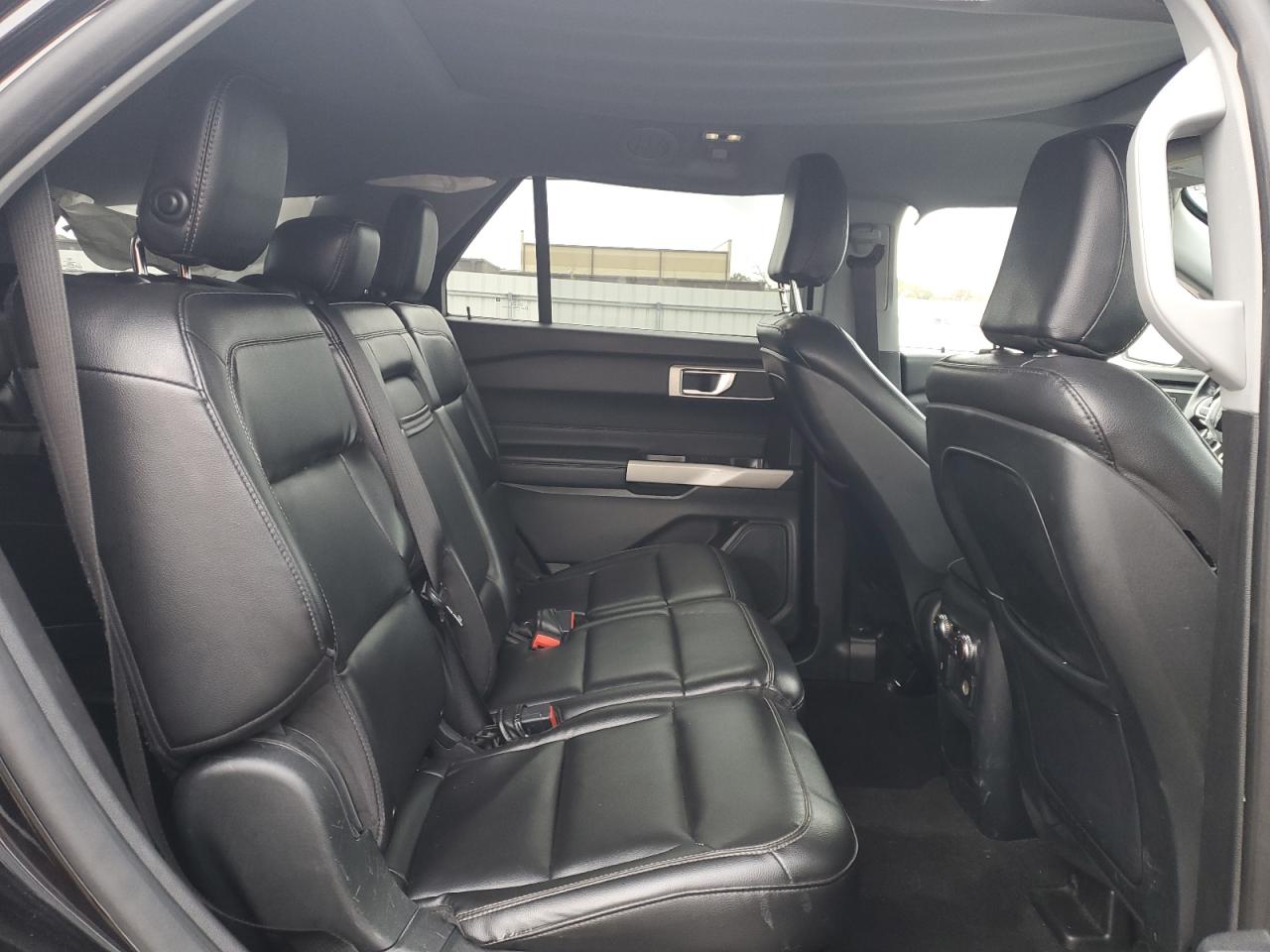 2020 FORD EXPLORER XLT photo 11