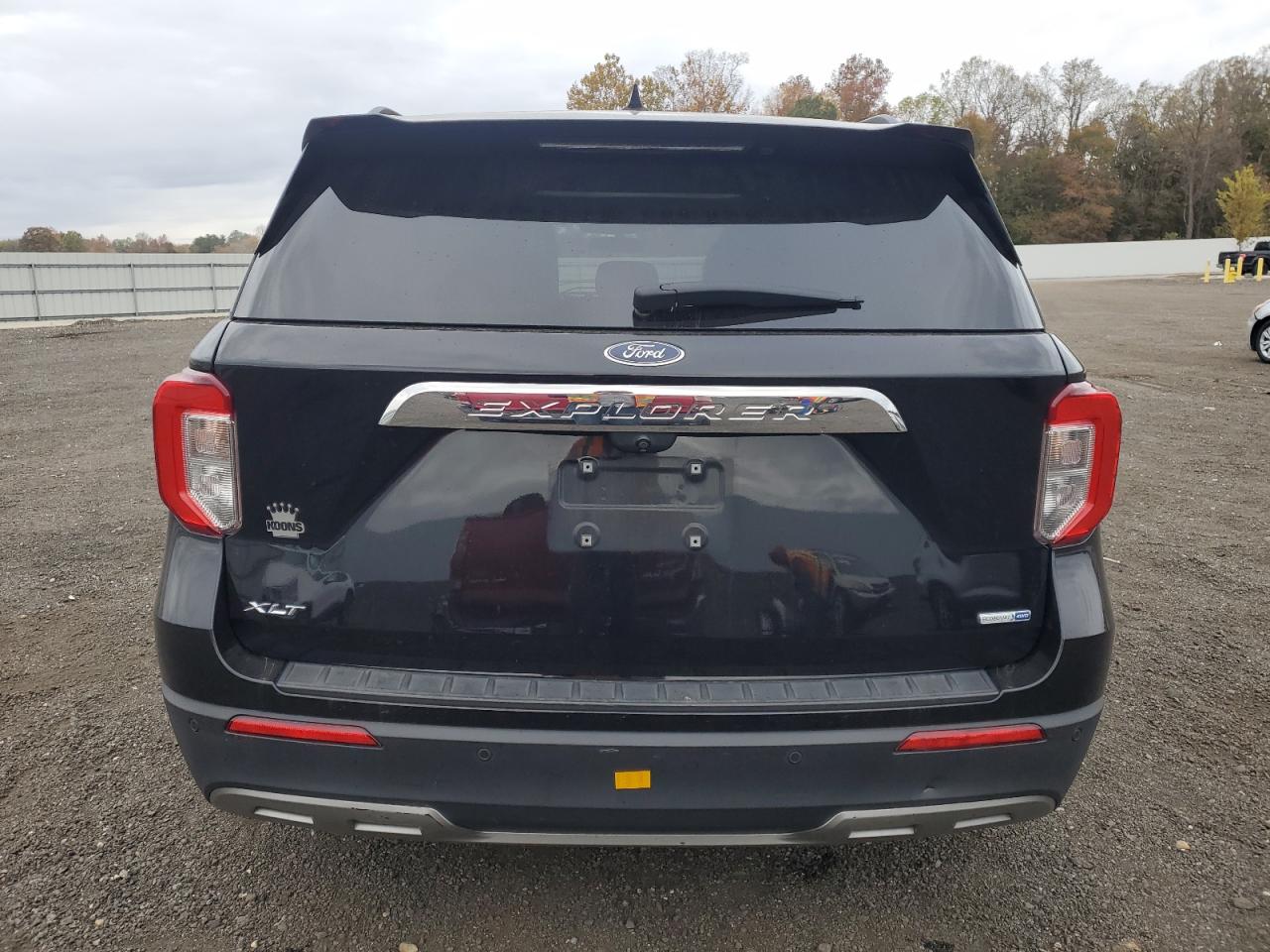 2020 FORD EXPLORER XLT photo 6