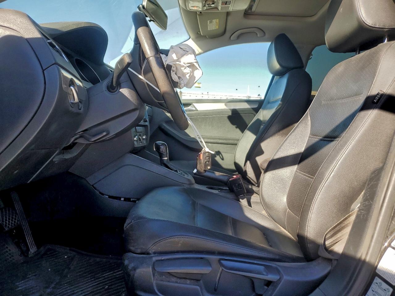 2017 VOLKSWAGEN JETTA SE photo 7