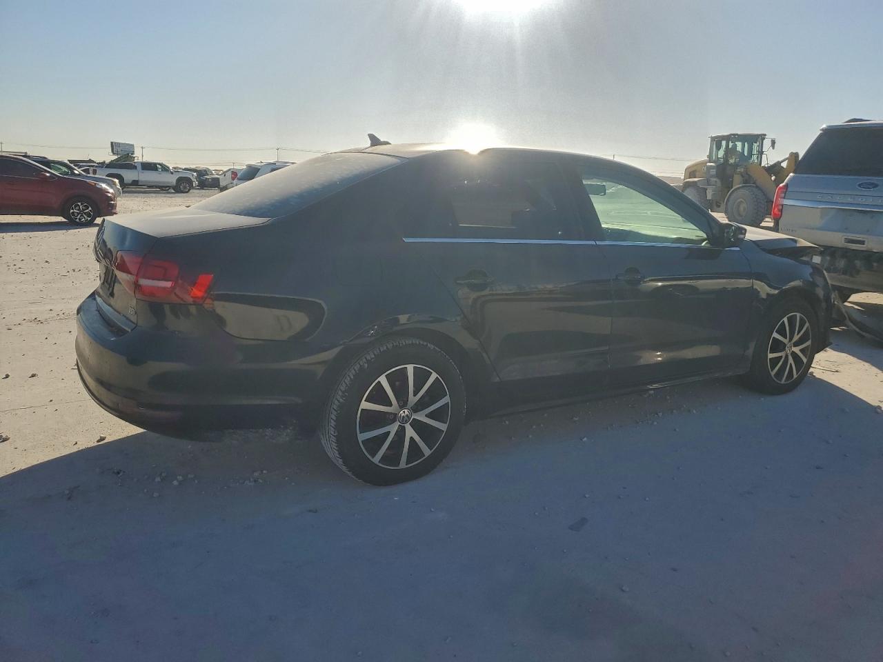 2017 VOLKSWAGEN JETTA SE photo 3