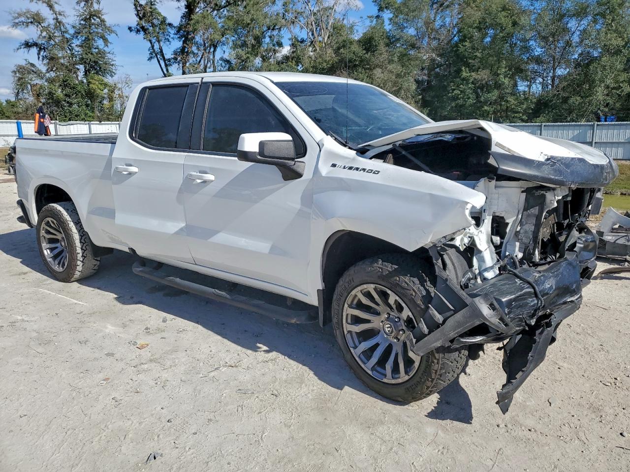 2020 CHEVROLET SILVERADO C1500 photo 4