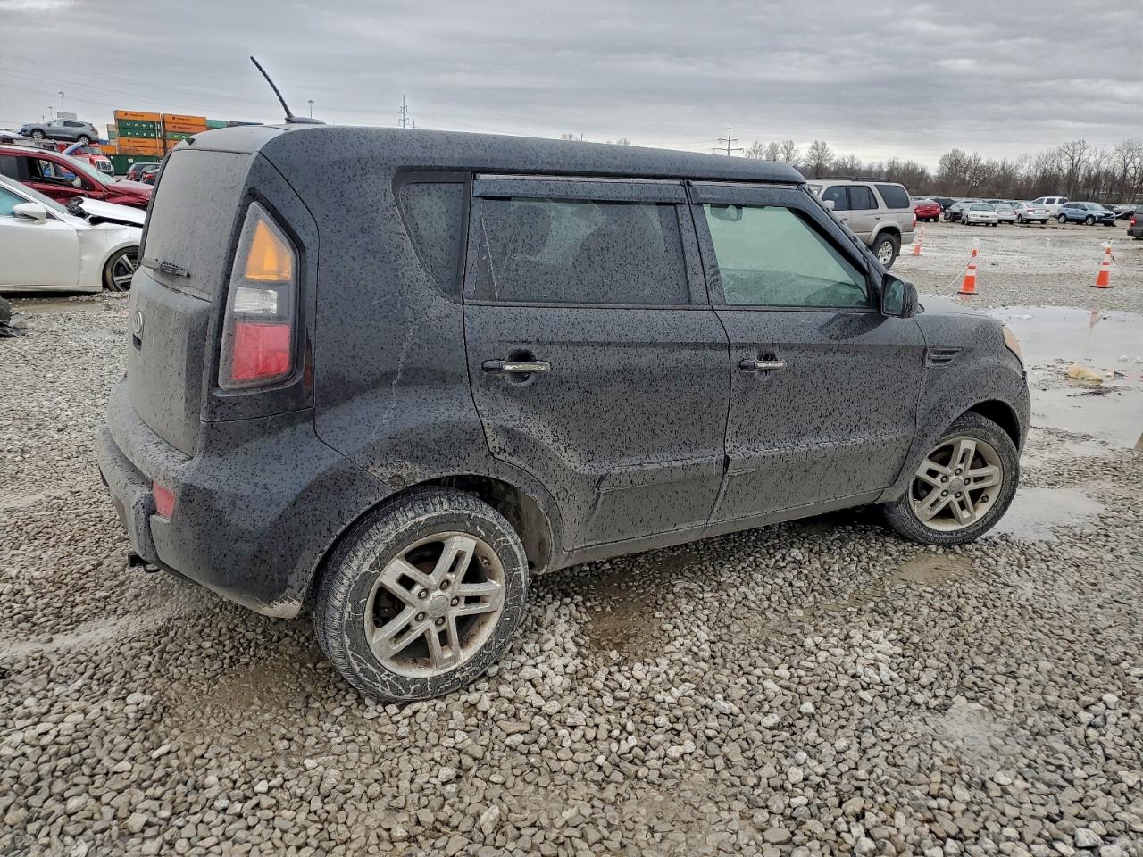 2011 KIA SOUL + photo 3