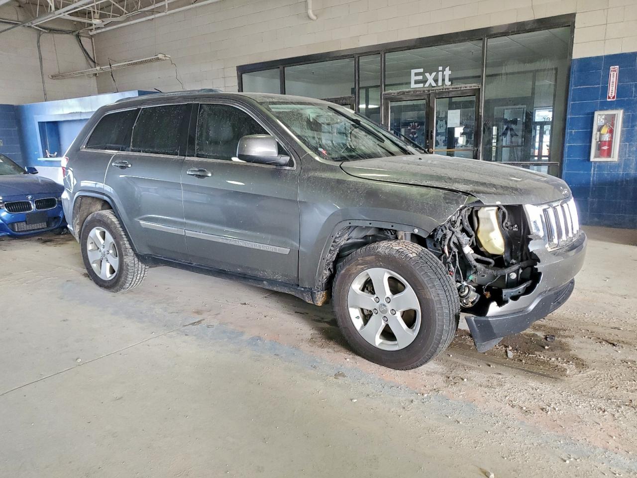 2012 JEEP GRAND CHEROKEE LAREDO photo 4