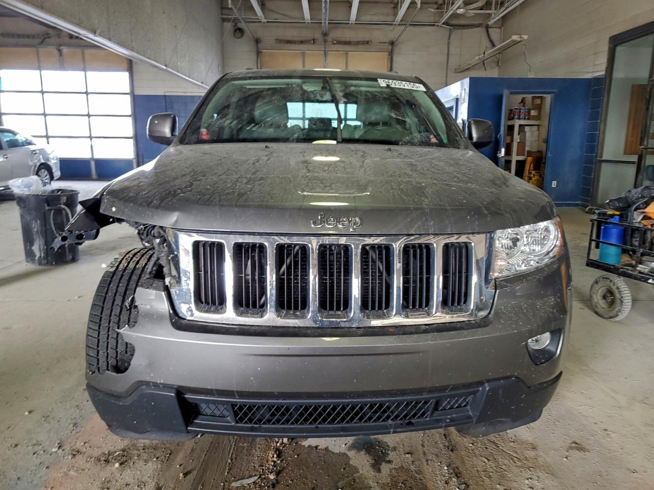 2012 JEEP GRAND CHEROKEE LAREDO photo 5