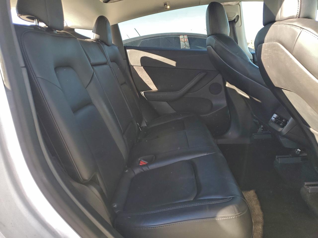 2021 TESLA MODEL Y photo 11