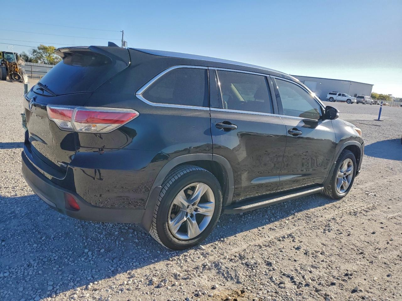 2014 TOYOTA HIGHLANDER LIMITED photo 3