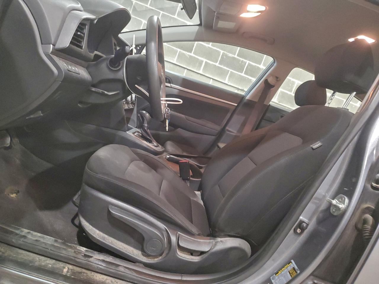 2019 HYUNDAI ELANTRA SEL photo 13