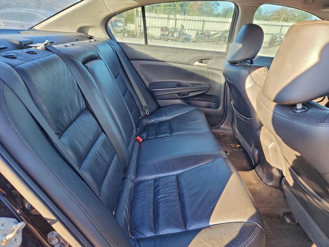 2011 HONDA ACCORD SE photo 10