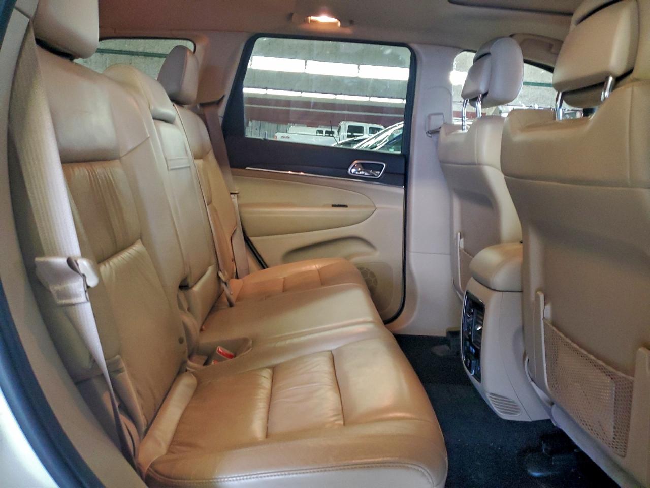 2015 JEEP GRAND CHEROKEE LIMITED photo 11