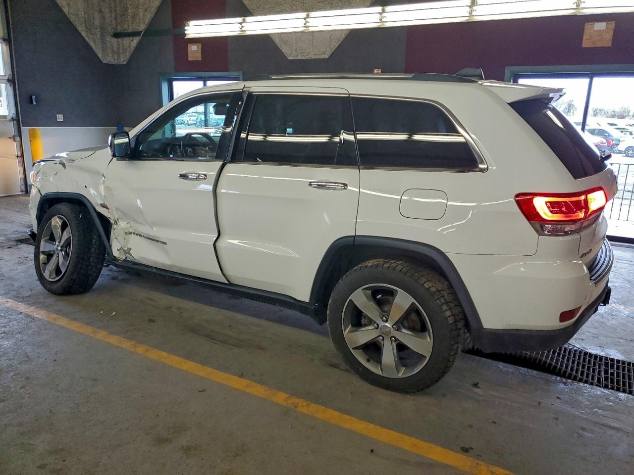 2015 JEEP GRAND CHEROKEE LIMITED photo 2