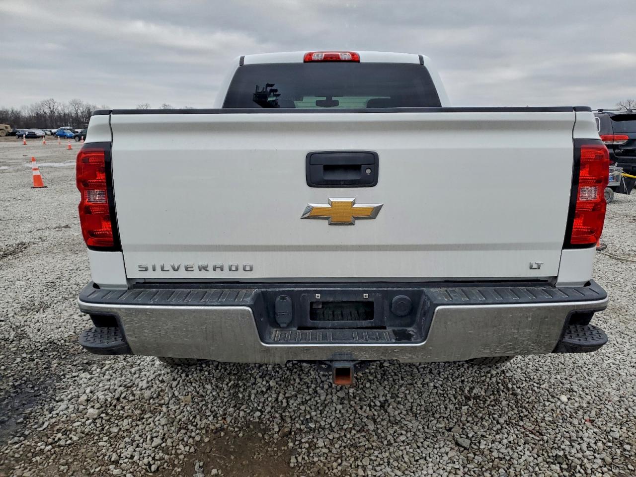 2017 CHEVROLET SILVERADO K1500 LT photo 6